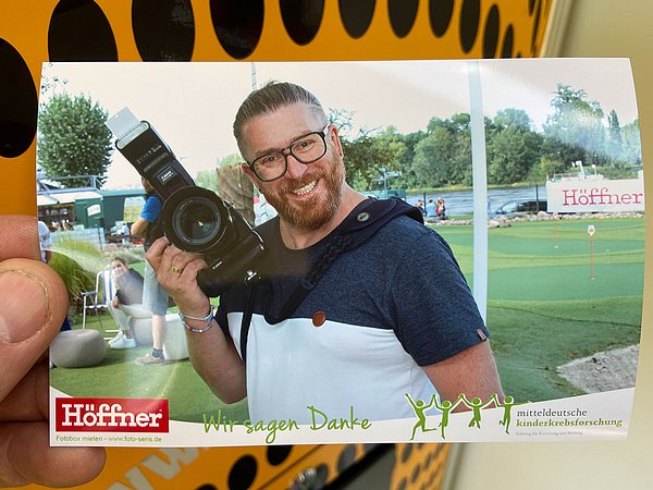 Der Sens aus der SensBox - Mirko Sens mit einem analogen Selfie aus seiner Fotobox